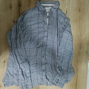 NWOT Evy's Tree Amy shirt